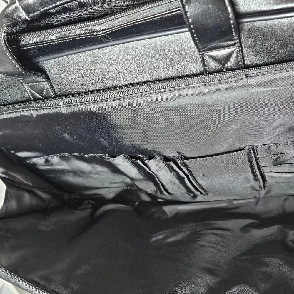 Samsonite Leather Slim Briefcase Laptop Bag Black Business Travel Shoulder NWT‎